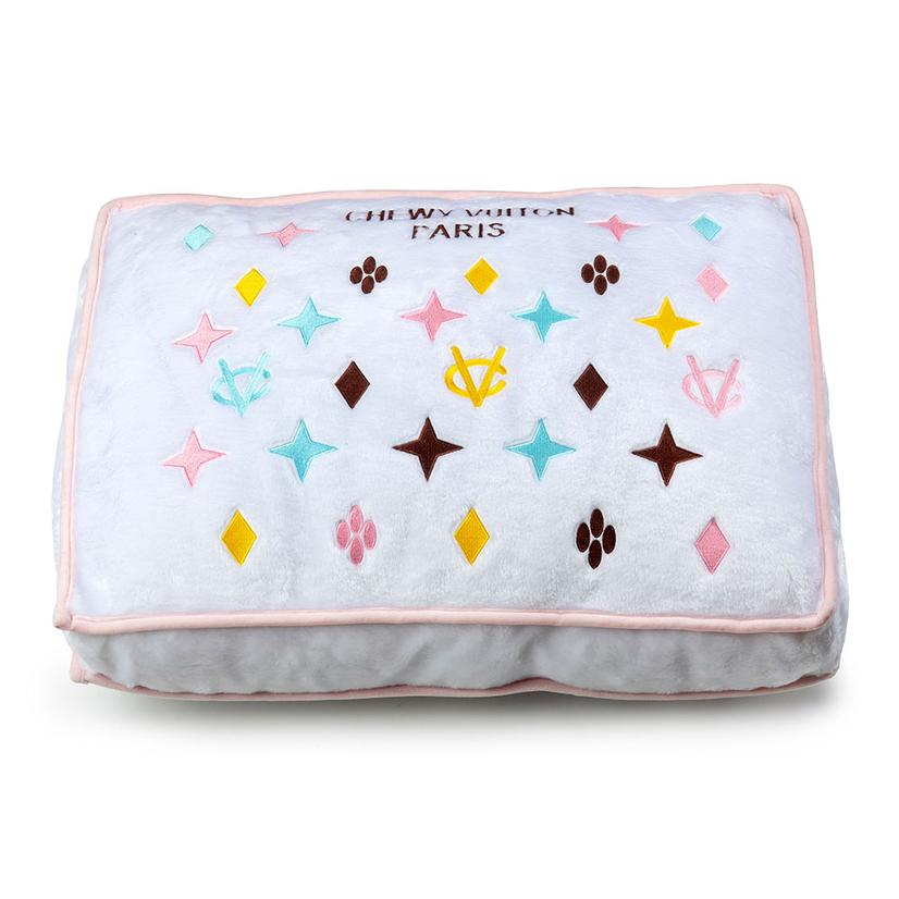  Haute Diggity Dog White Chewy Vuiton Dog Bed